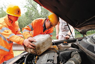 青秀区剑阁道路救援